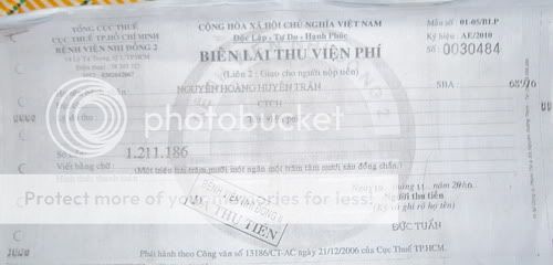 Quận 9 bé Huyền Trân bị vẹo cột sống bẩm sinh - 7